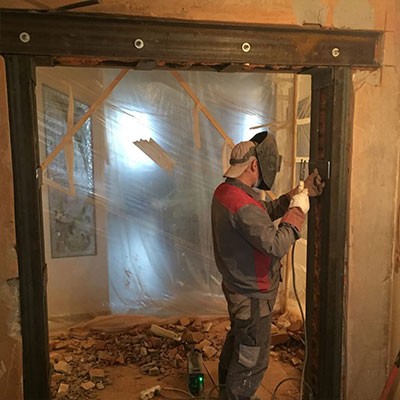 Демонтаж и обустройство оконных и дверных проемов 